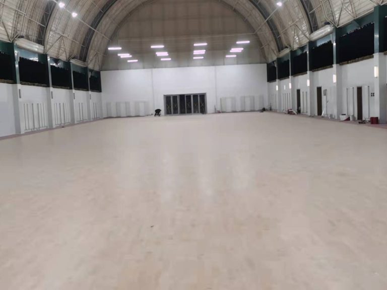 أرضيات رياضية