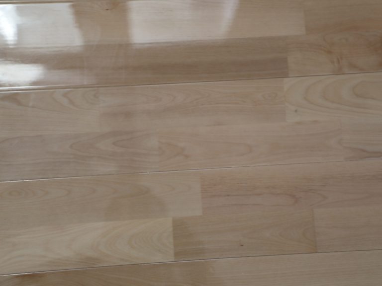 أرضيات خشبية صلبة محمولة للكرة الطائرة LVL