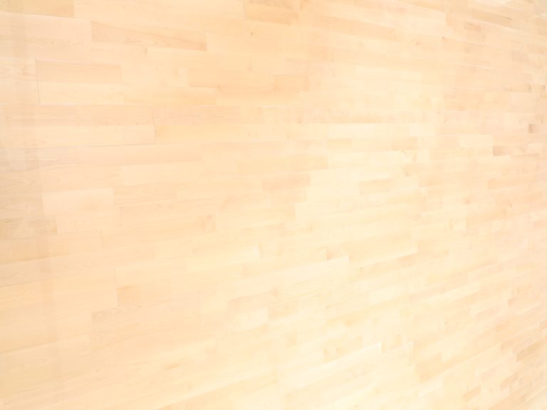 خشب رقائقي لكرة السلة: الدليل النهائي لملعبك