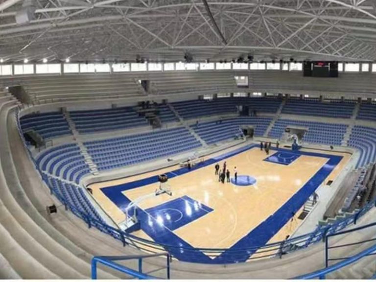 أرضيات خشبية صلبة لتجميع كرة السلة