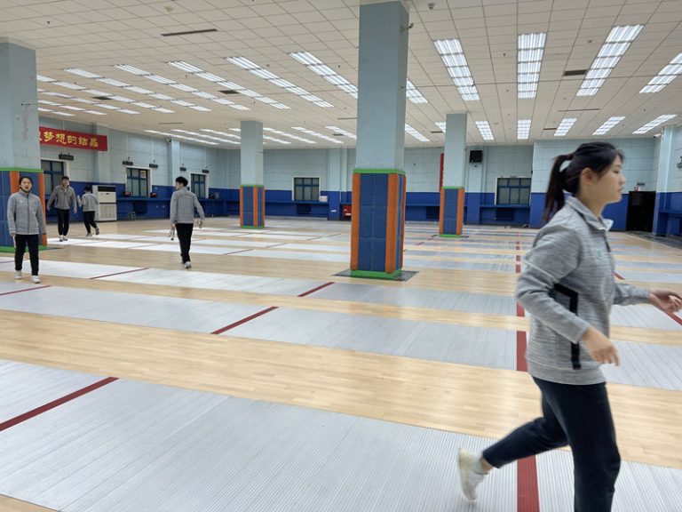 مجموعة لارش LVL لكرة السلة من صفائح اللاريس