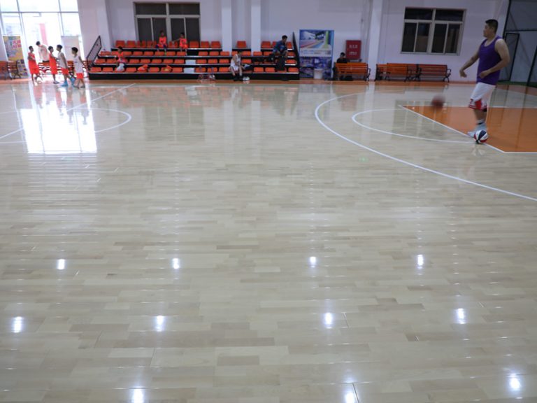 خشب البلوط المصفح لكرة السلة