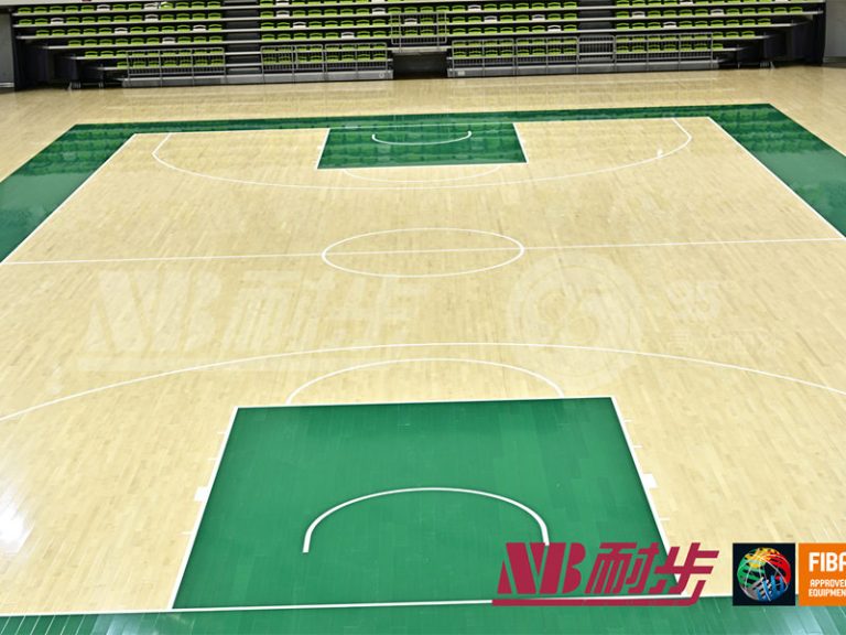 المتانة والفعالية من حيث التكلفة على المدى الطويل للأرضيات الخشبية الرياضية