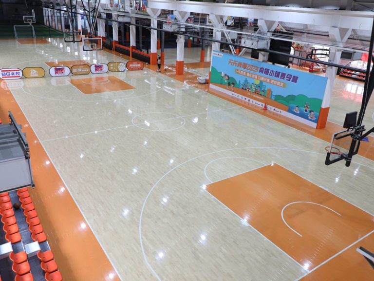 لماذا تختار اللامينيت لمحكمتك؟